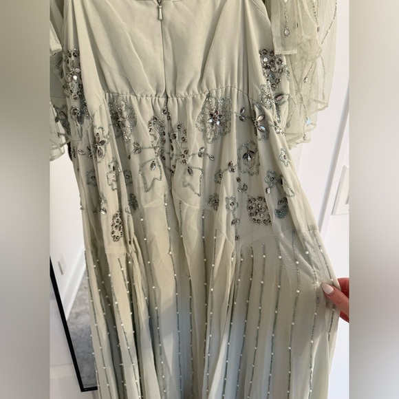 Elegant Mint Maternity Cape Dress - Picture 11 of 14